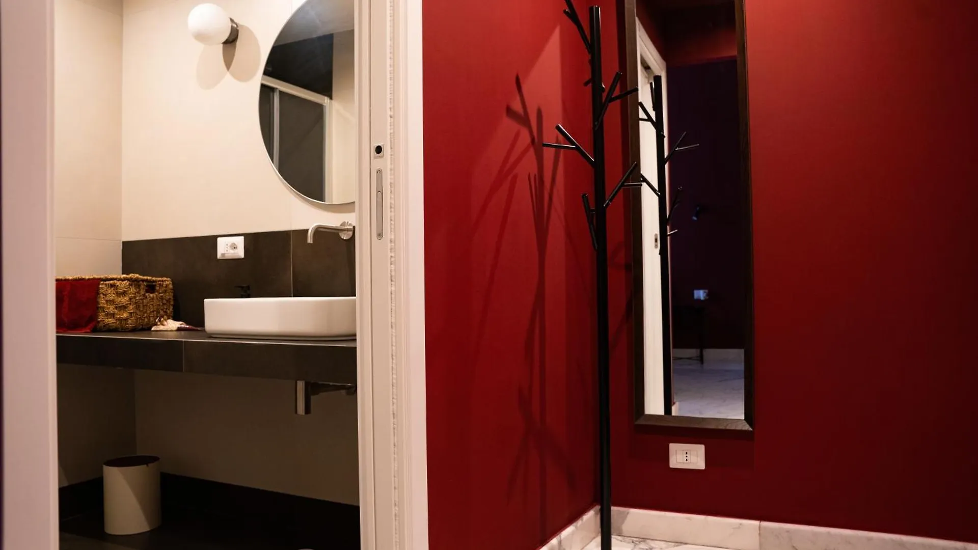 Filomena Suites Naples 0*,